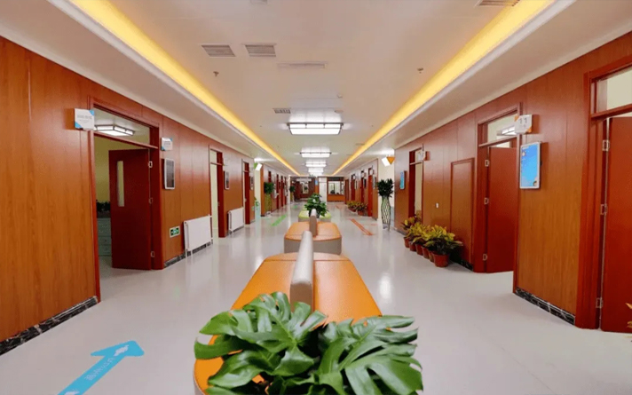 免費送菜、免費設計、多對一服務...醫(yī)院專用門這些增強客戶粘性的做法夠硬核