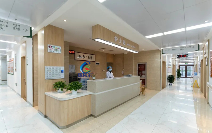 烤漆門(mén)和醫(yī)院科室免漆門(mén)的區(qū)別是什么