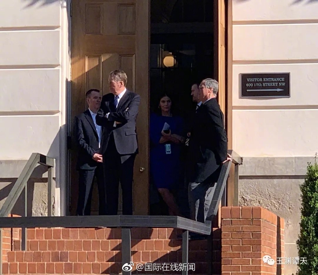 云從何處來 po18