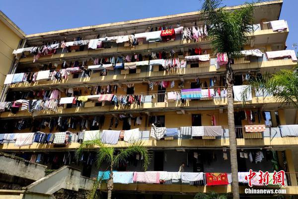 《沉溺》by溫茶