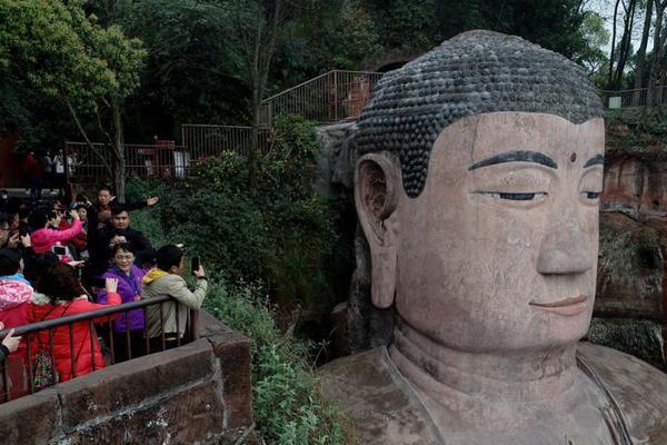 ev下頁高合前身