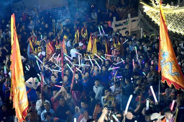 廢我重開by騎鯨南去的攻受是誰