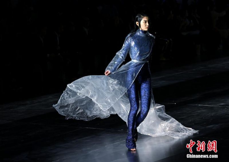 《家長指引》by卡比丘簡介