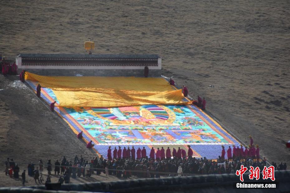 10個丫鬟被老太爺輪流欺負電視劇