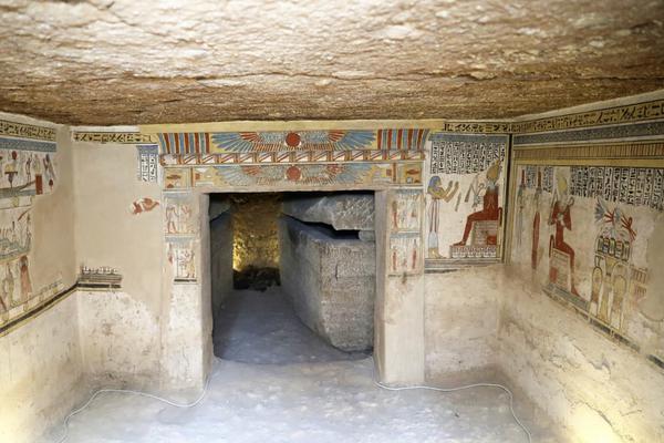 長青長白《家犬》po