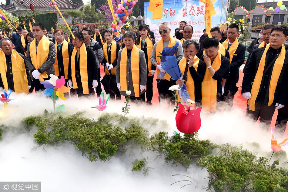 簪花by似融好看嗎