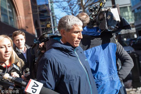 《木馬上的皇上》TXT